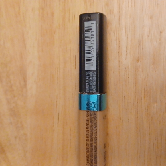 L'Oreal Infallible Pro-Glow Concealer Brand New #04 Natural Beige - Picture 2 of 3